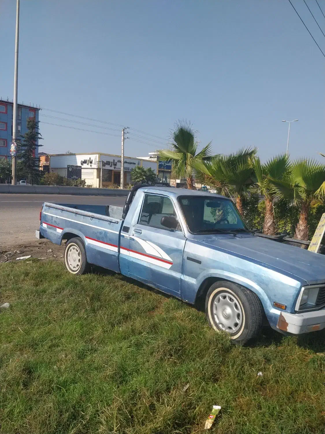 فروش وانت مزدا ۲۰۰۰ کم کارکرده|خودرو سواری و وانت|محمودآباد, |دیوار