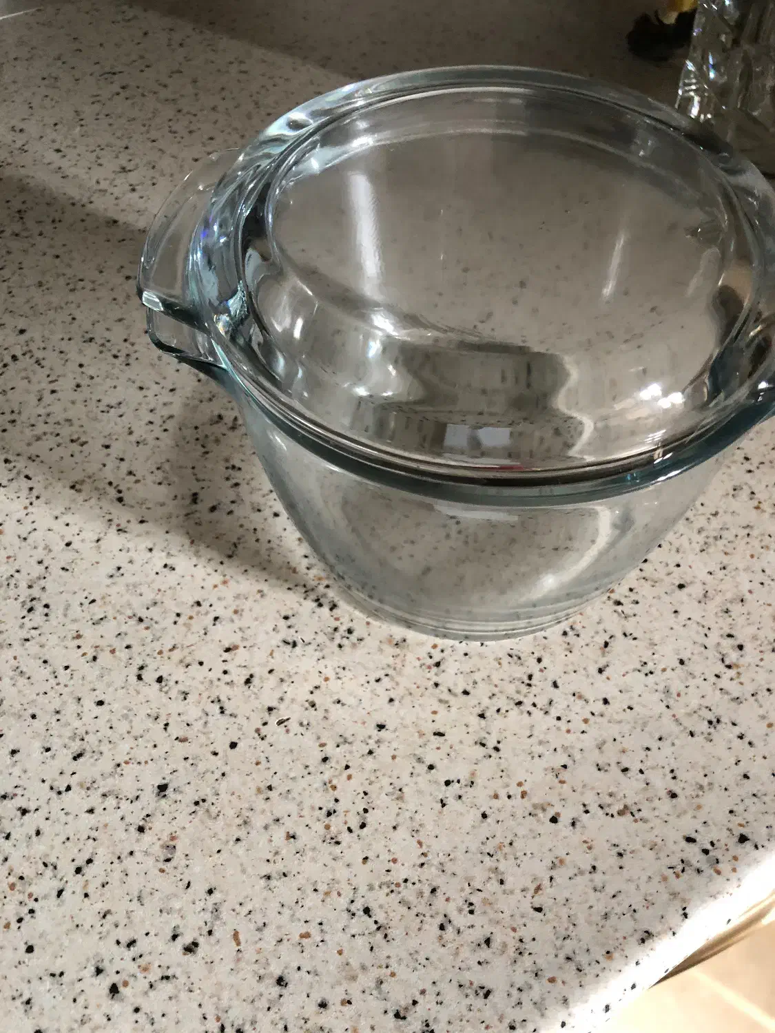 ظرف پیرکس درب دار|ظروف سرو و پذیرایی|رشت, گلسار|دیوار