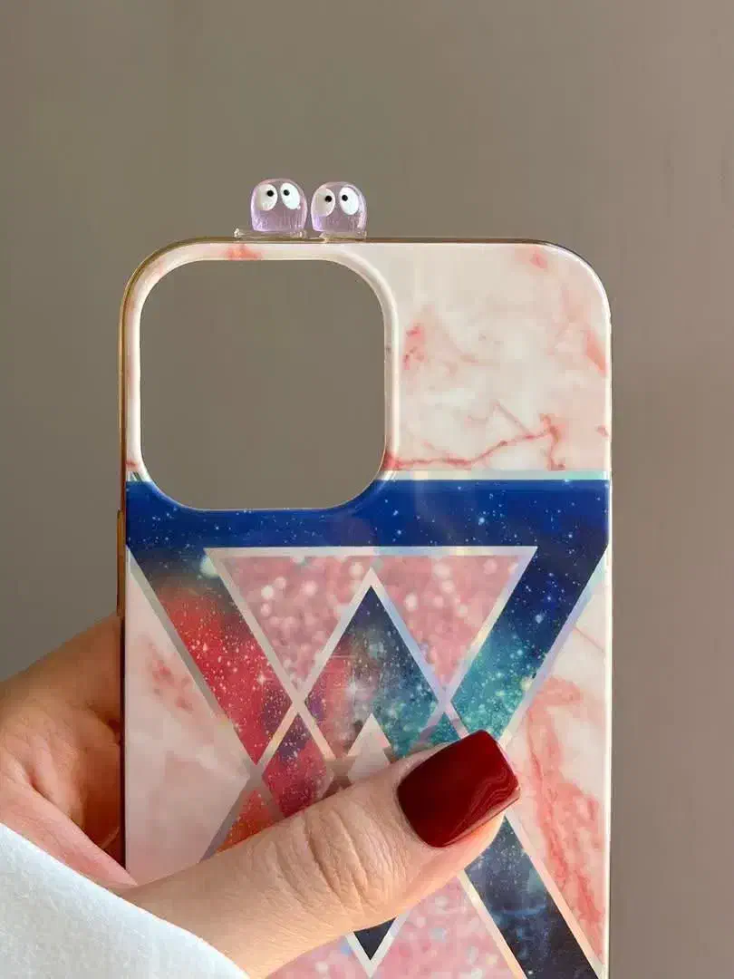 مجسمه شب تاب|بدلیجات|قم, انسجام|دیوار