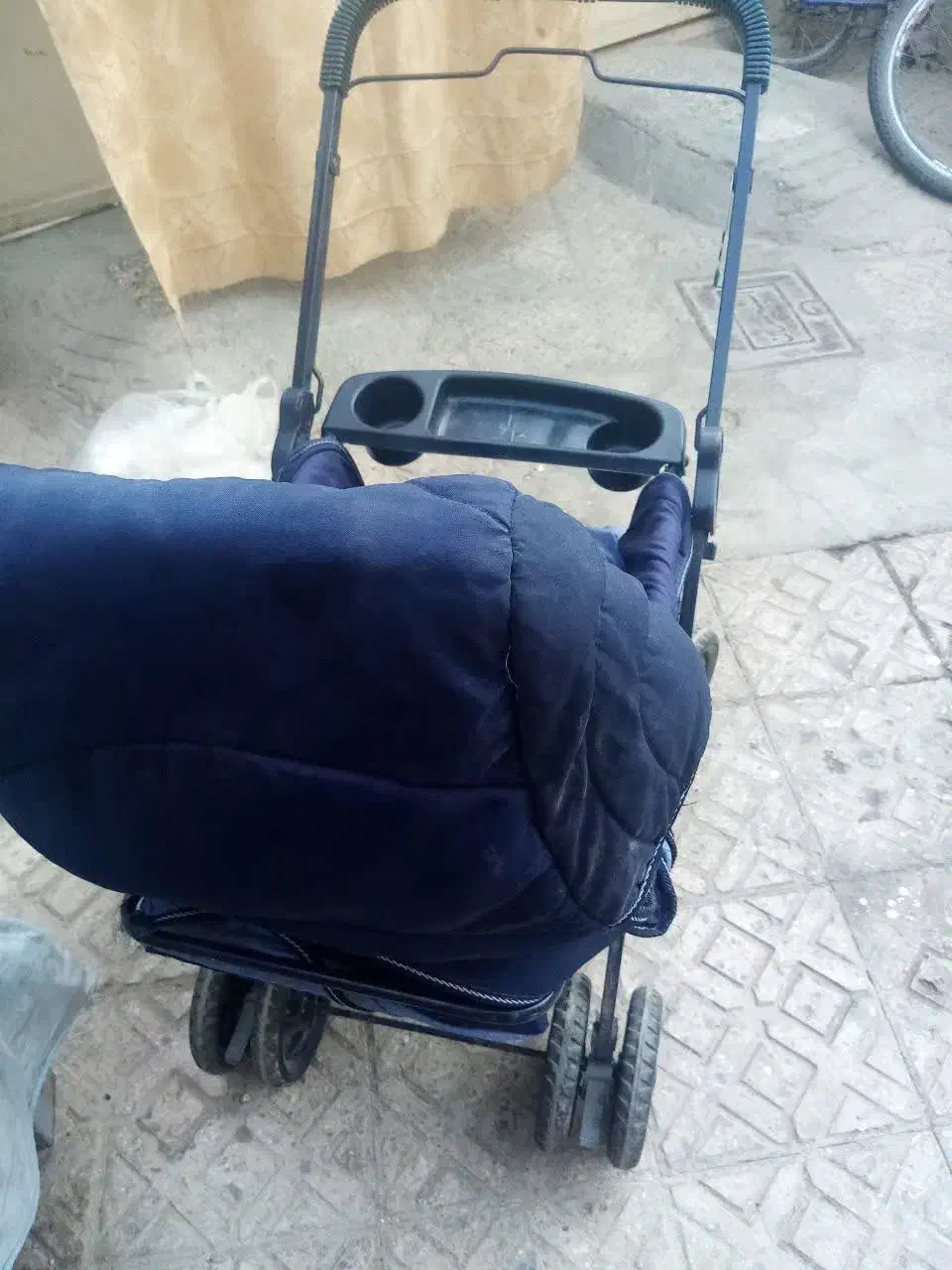 کالسکه|کالسکه و لوازم جانبی|برخوار, |دیوار