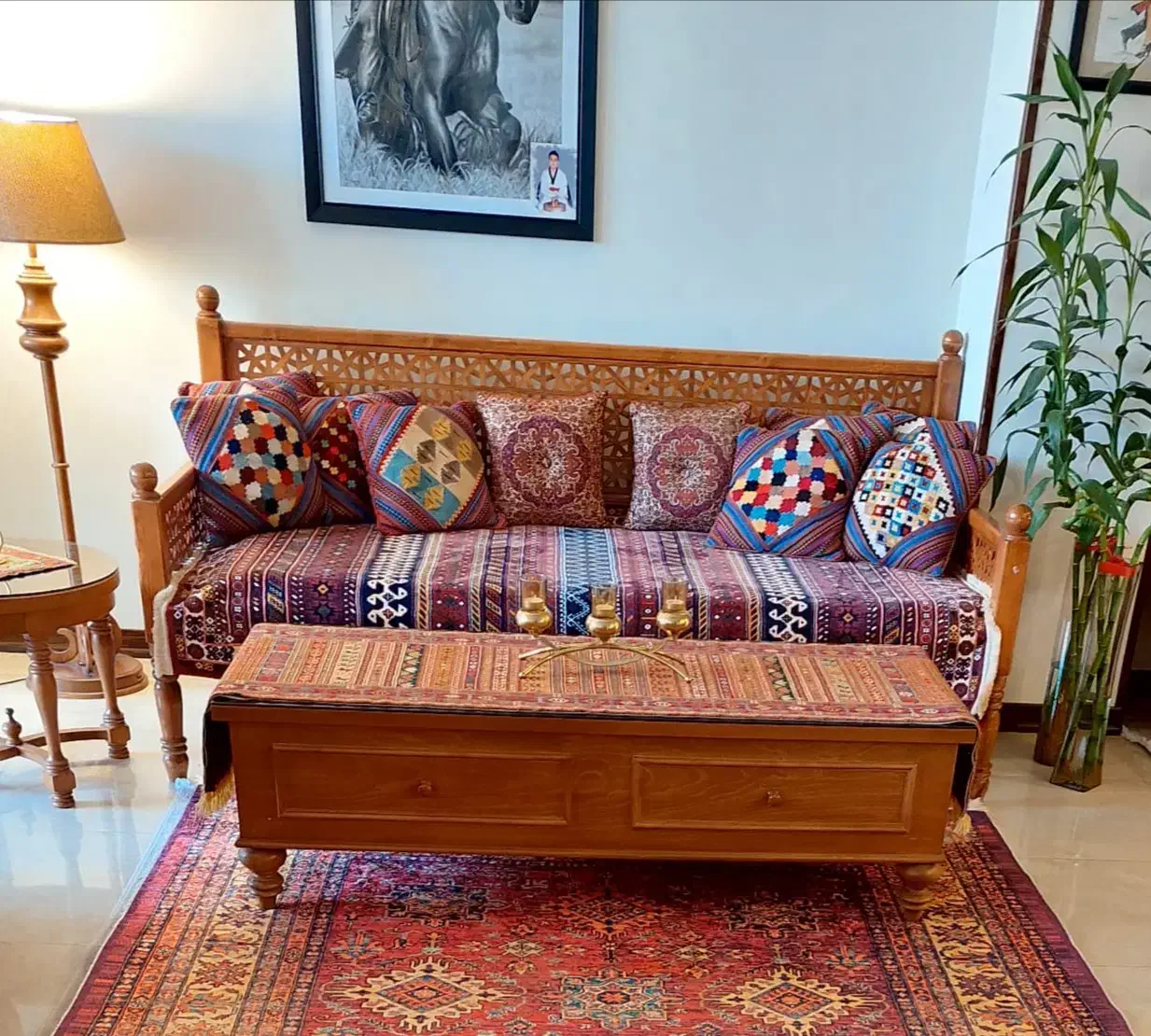 تخت سنتی و میز|صندلی و نیمکت|کرج, باغستان|دیوار