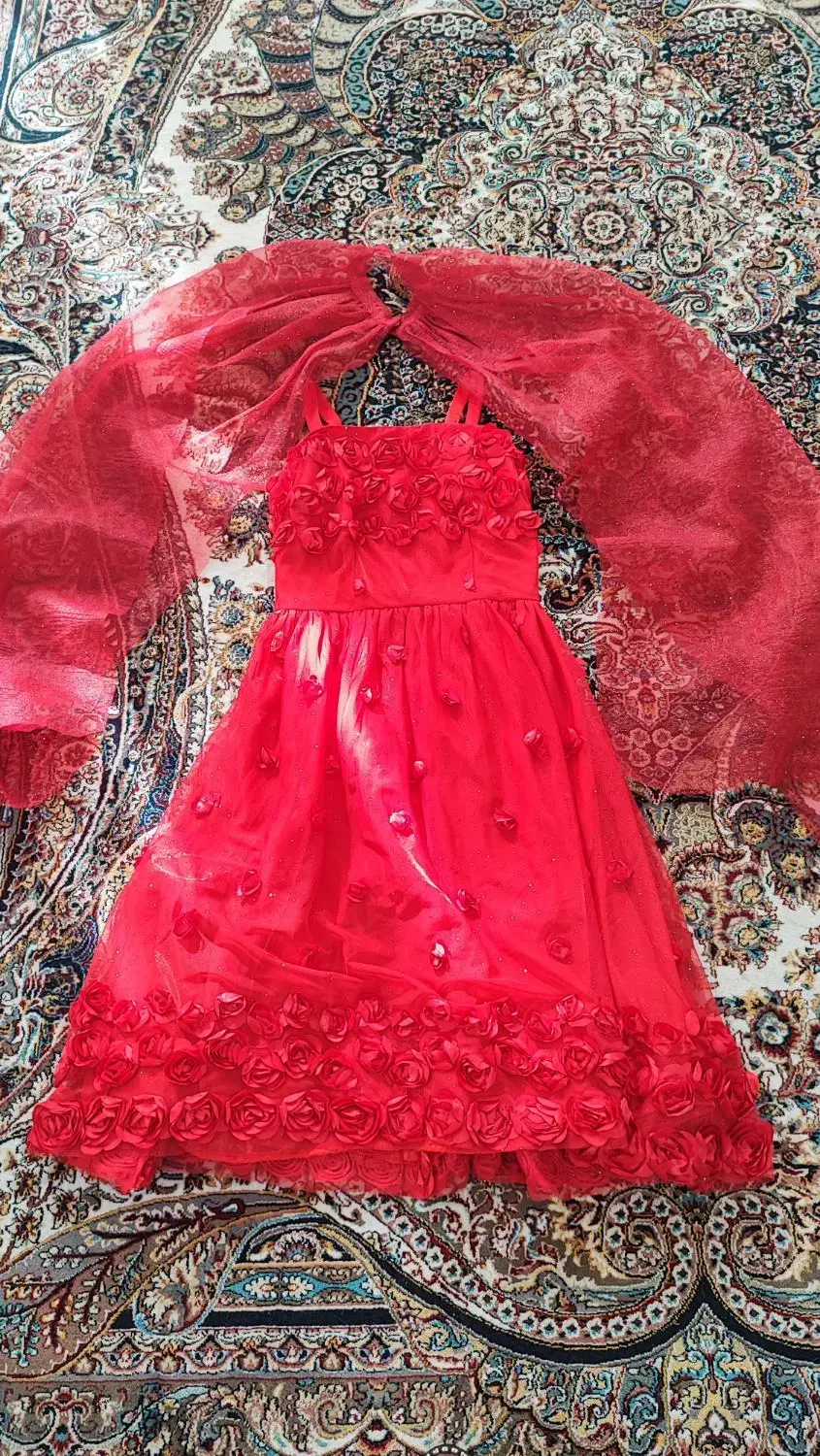 لباس یلدا|لباس|آستانه اشرفیه, |دیوار