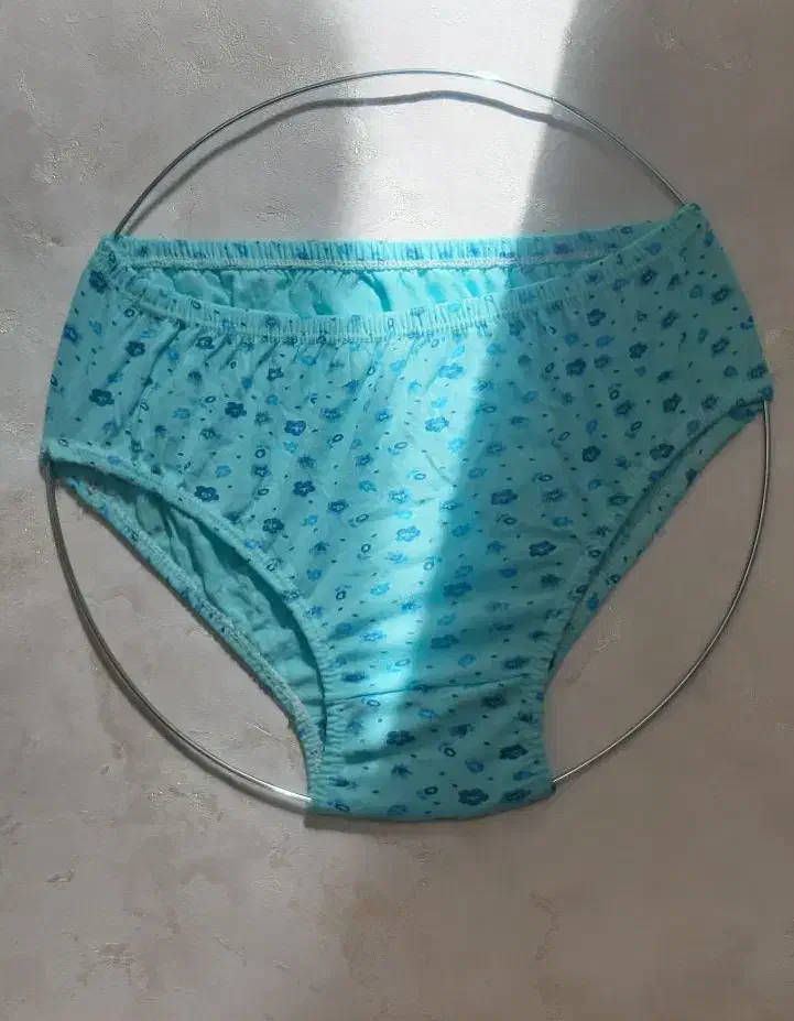 حراج پوشاک|لباس|اصفهان, خواجه عمید|دیوار