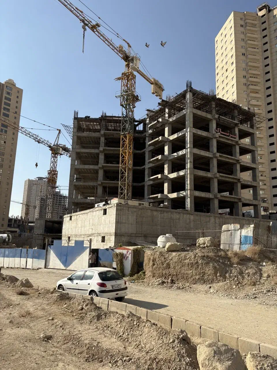 خرید ملک با ماهی فقط 22 میلیون|فروش آپارتمان|تهران, دریاچه شهدای خلیج فارس|دیوار