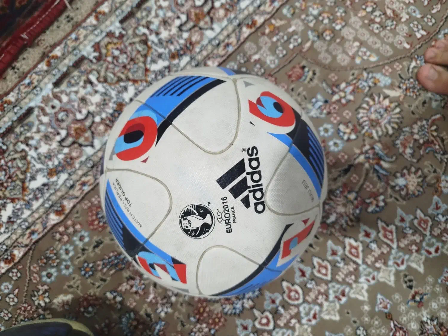 توپ فوتبال|ورزشهای توپی|باغستان, |دیوار