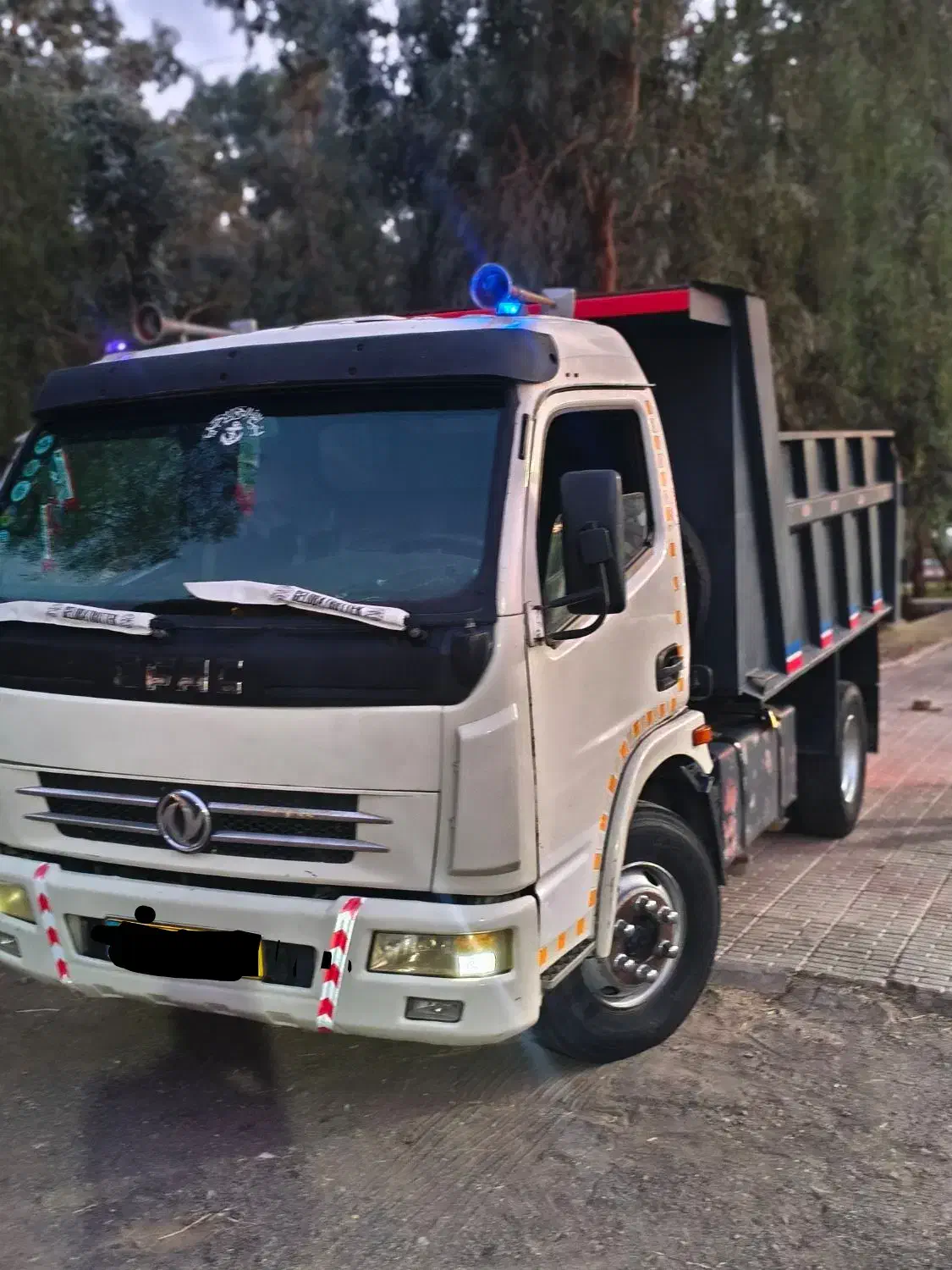 کمپرسی|خدمات حمل و نقل|بم, |دیوار