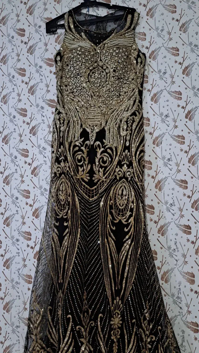 لباس مجلسی|لباس|مشهد, طبرسی شمالی|دیوار