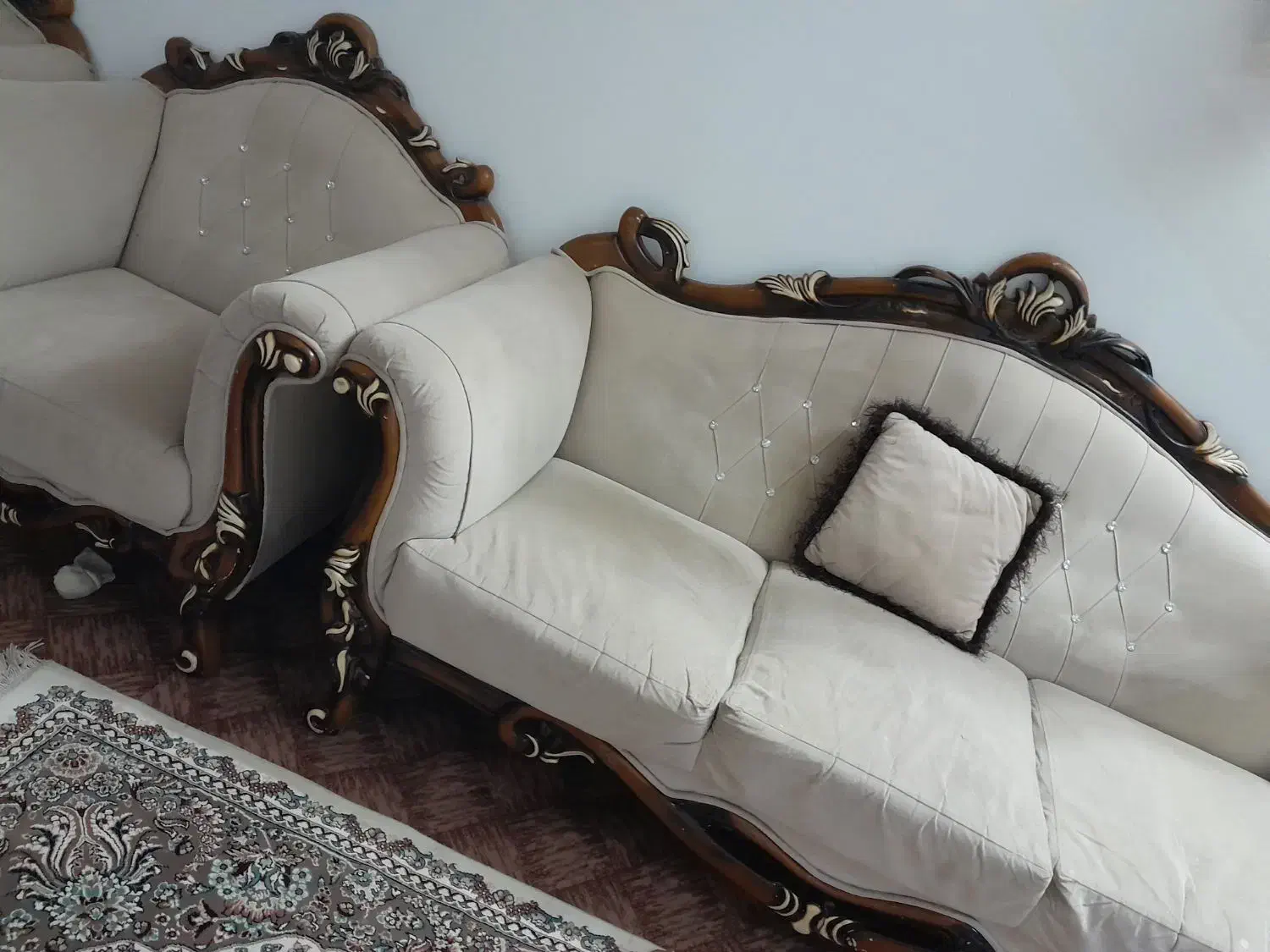 مبل|مبلمان خانگی و میز عسلی|شیروان (خراسان), |دیوار