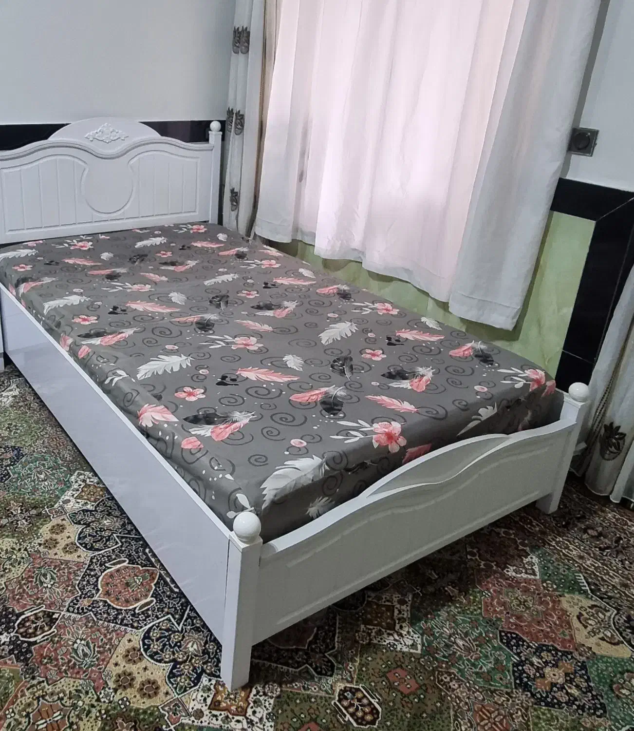 تخت و خواب با تشک|تخت و سرویس خواب|مهاباد (آذربایجان غربی), |دیوار