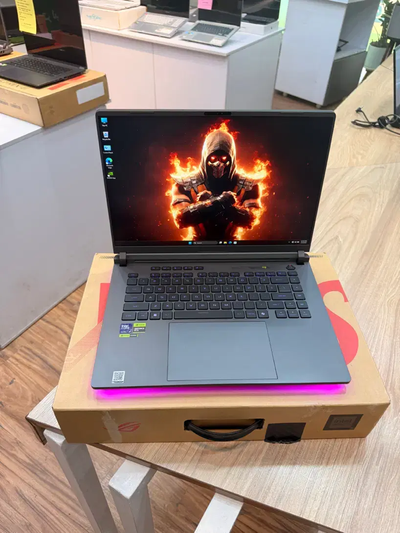 ایسوس ROG G615 uLtera9|رایانه همراه|شیراز, ملاصدرا|دیوار