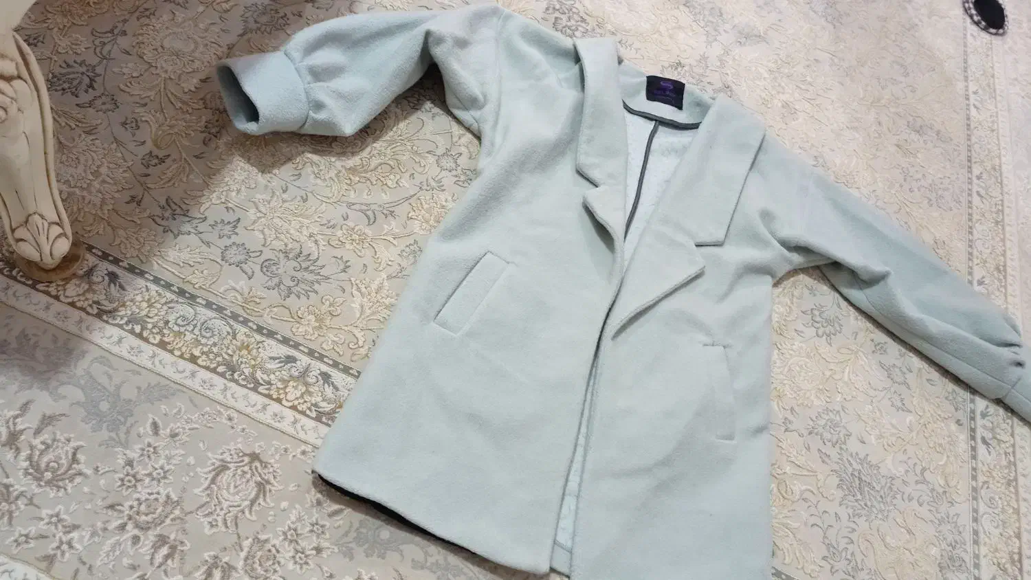 کاپشن مشکی و پالتو بسیار زیبا|لباس|اراک, |دیوار