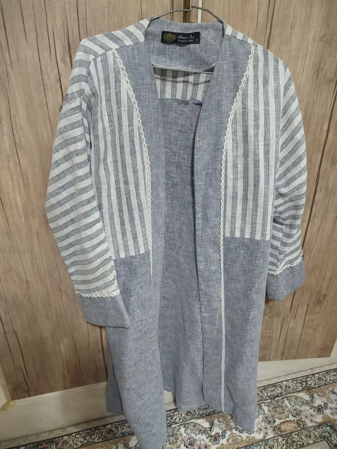 مانتو|لباس|قم, ولیعصر|دیوار