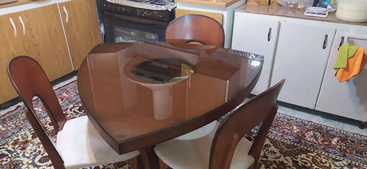 نهارخوری ۳نفره|میز و صندلی غذاخوری|ساوه, |دیوار