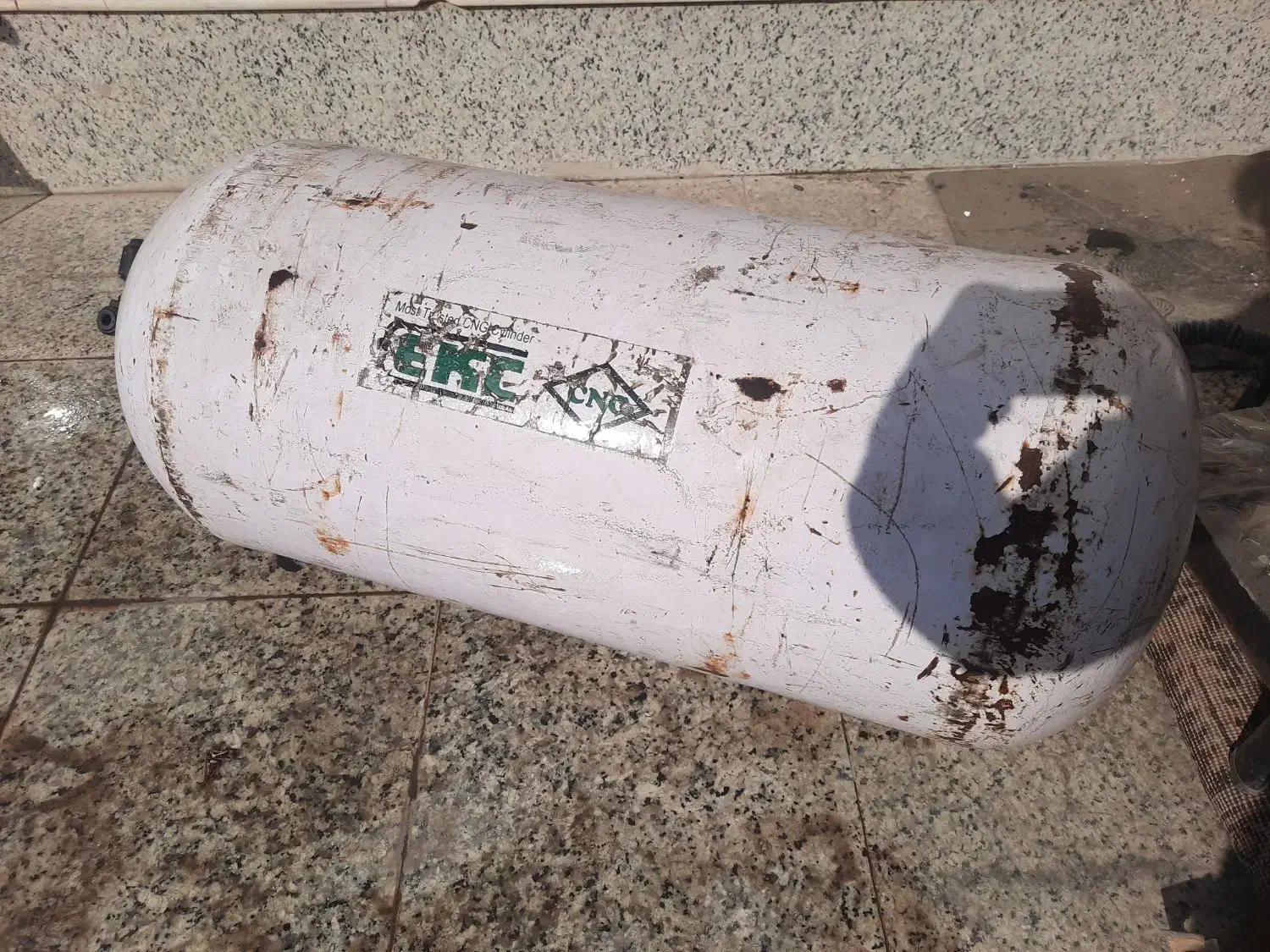 کپسول گاز CNGمخزن بزرگ.|قطعات یدکی و لوازم جانبی|قم, نوبهار|دیوار