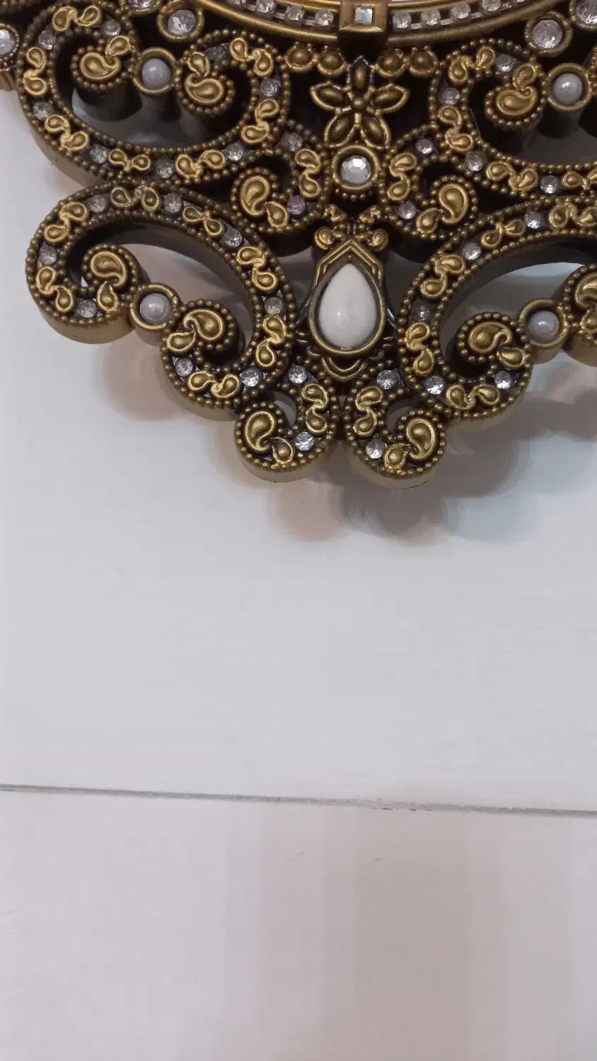 ساعت دیواری طلایی و شیک|ساعت دیواری و تزئینی|تهران, هوانیروز|دیوار