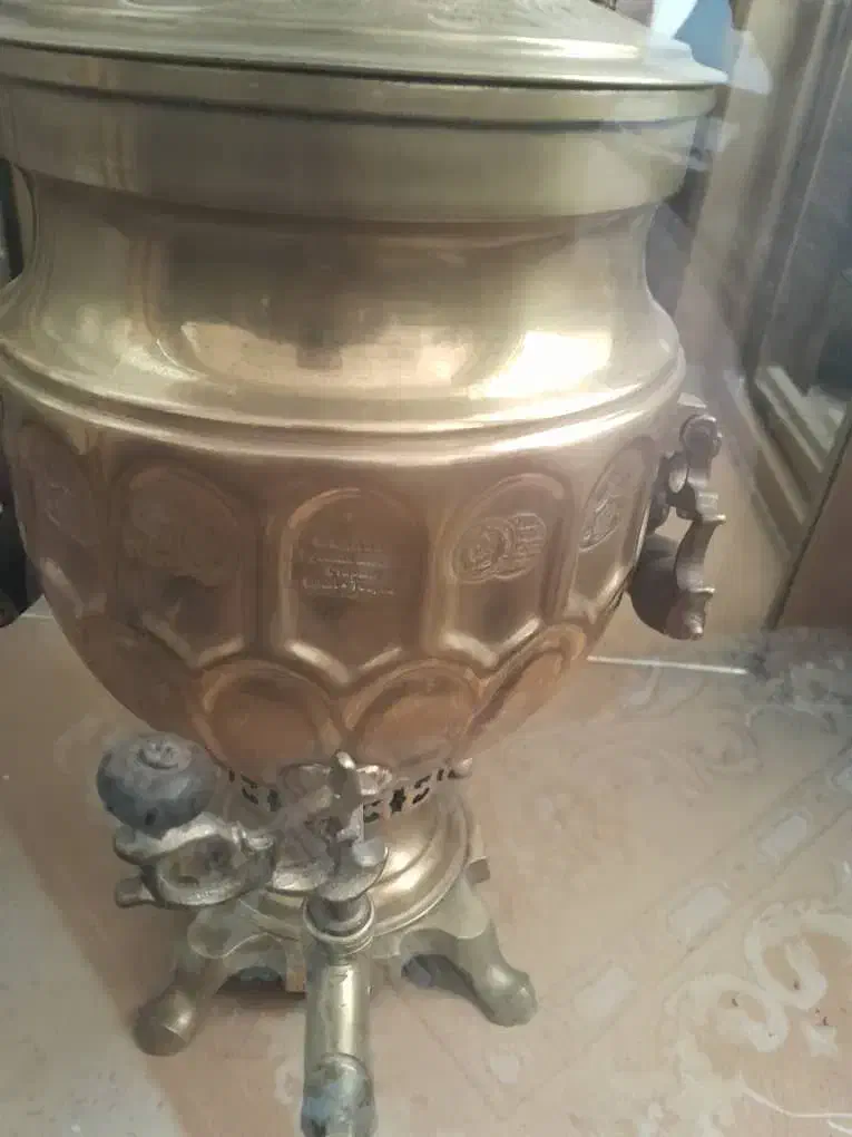 سماور|کلکسیون اشیاء عتیقه|ایوان, |دیوار