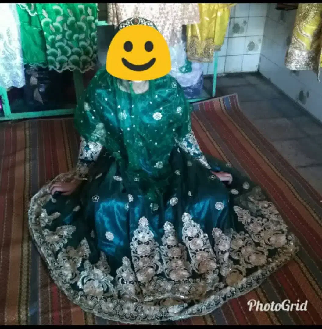 لباس محلی|لباس|مرودشت, تخت جمشید|دیوار