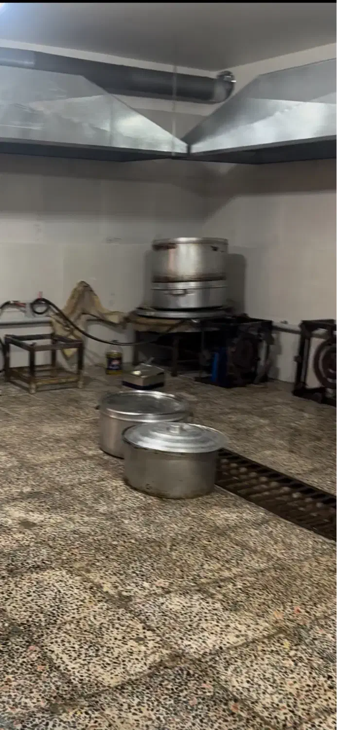 استخدام آشپز ماهر|استخدام خدمات فروشگاه و رستوران|اشتهارد, |دیوار