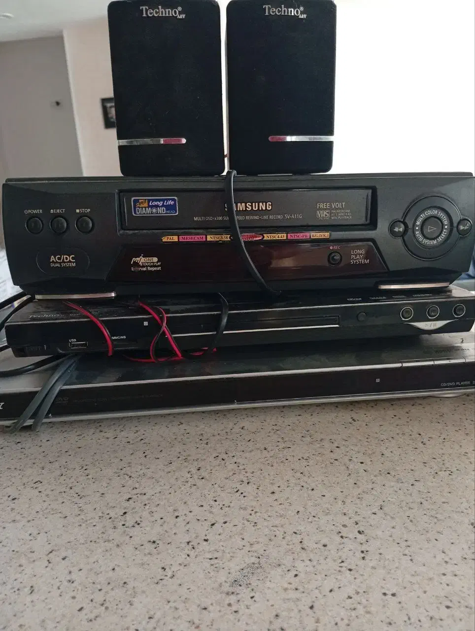 لوازم برقی صوتی تصویری|پخشکننده DVD و ویدیو|ارومیه, |دیوار