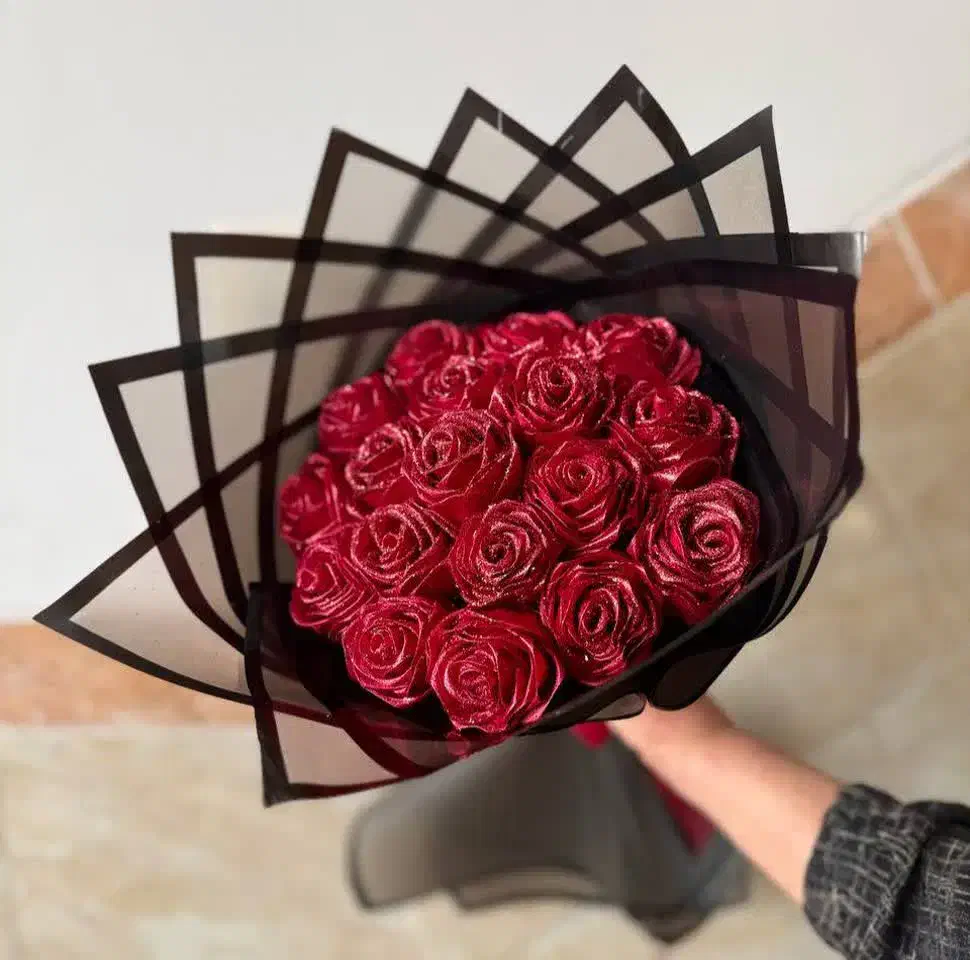 گل رز روبانی زیبا|گل مصنوعی|یزد, |دیوار