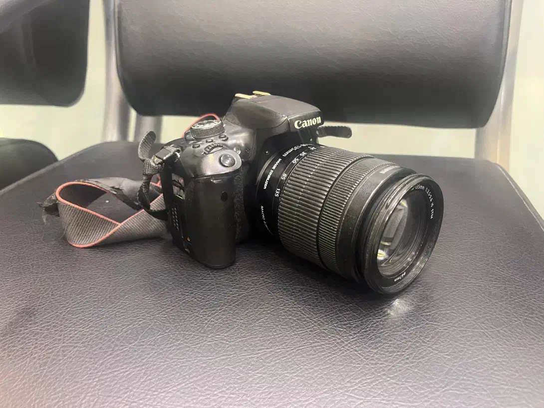 دوربین Canon 750 D|دوربین عکاسی و فیلم‌برداری|کیش, |دیوار