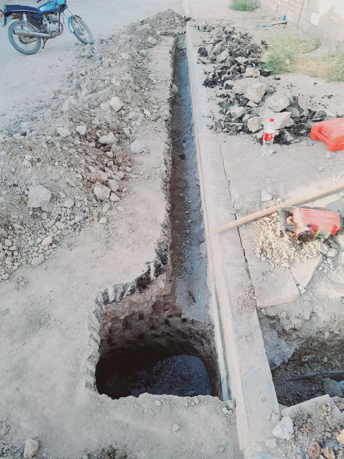 شفته ردستون شمع چاله آسانسور تخریب پذیرفته میشود|خدمات پیشه و مهارت|مشهد, انصار|دیوار