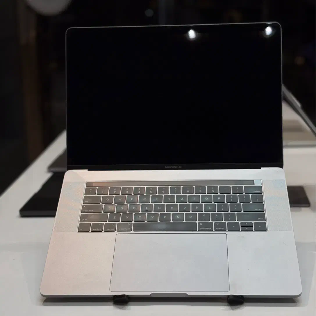 پرو۱۵اینچ۲۰۱۹گرافیک۴گیگ|رایانه همراه|یزد, |دیوار