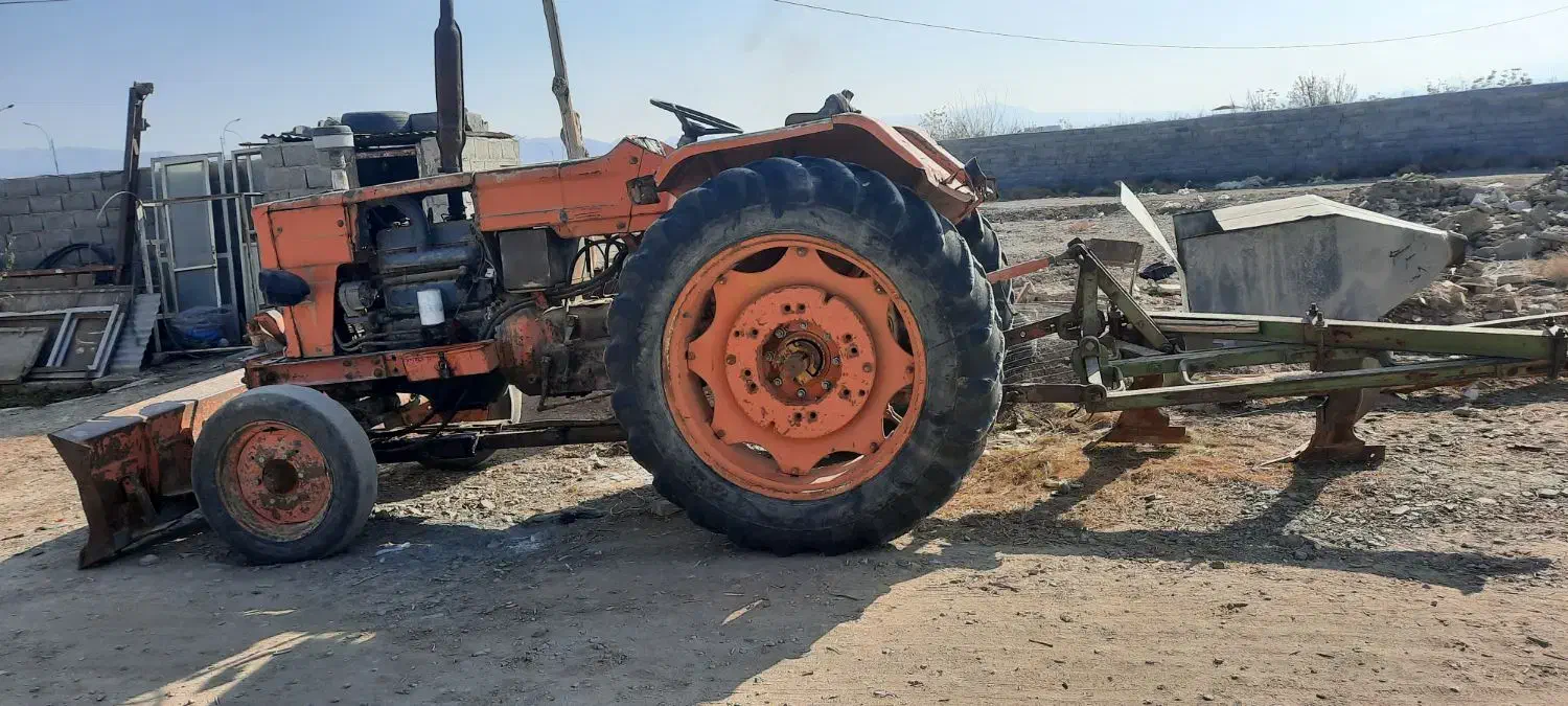 تراکتور رمانی مدل ۶۵ودستگاه بلوک|خودرو سنگین|بهاباد, |دیوار