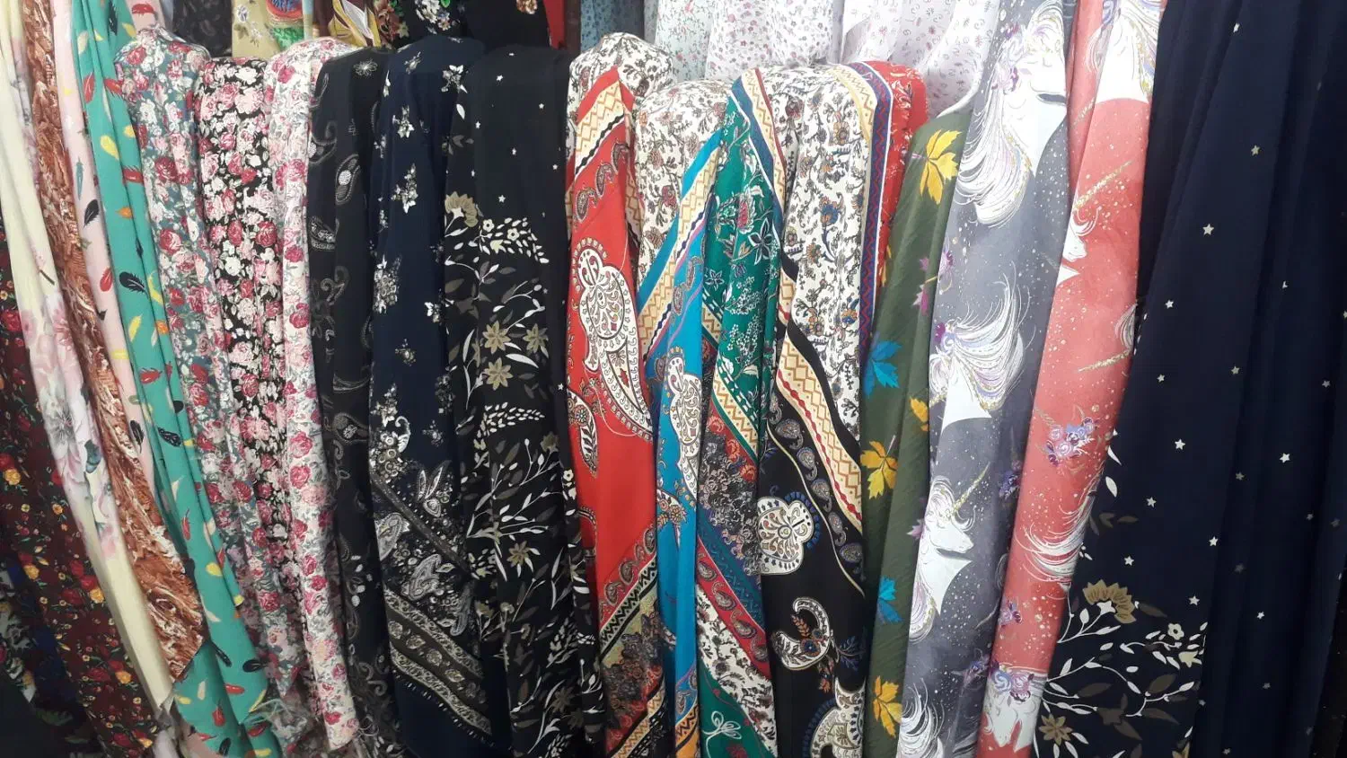 پارچه نخی ساده تریکو نخ پنبه ای|لباس|شیراز, شاهچراغ|دیوار