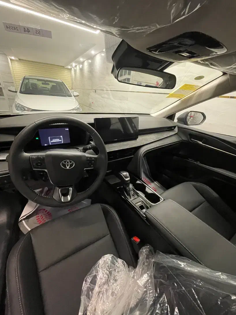 تویوتا کمری ۲۰۲۵ دو لیتر بنزینی|خودرو سواری و وانت|تبریز, |دیوار