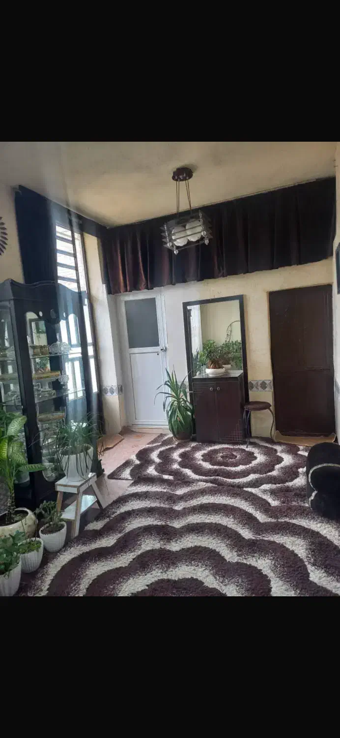 منزل واقع در جرسقان|فروش خانه و ویلا|شیراز, سلطان آباد|دیوار
