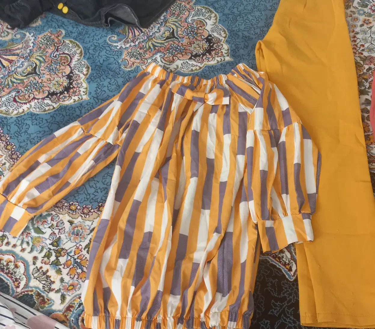 لباس دخترانه|لباس|قم, بوستان جوان|دیوار