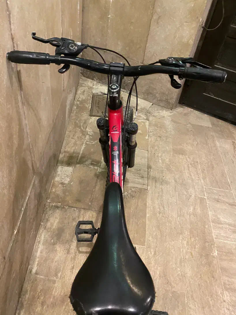 دوعدد دوچرخه یک۲۶ودیگری۲۴|دوچرخه، اسکیت، اسکوتر|کرج, شهرک احمدیه‎|دیوار