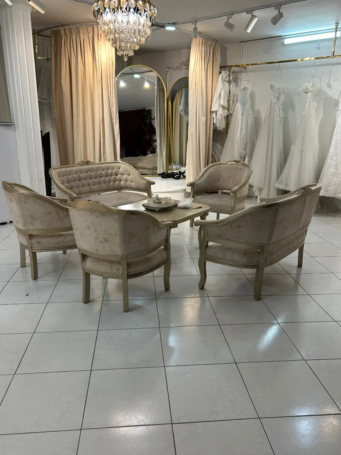 مبلمان|مبلمان خانگی و میز عسلی|مشهد, فردوسی|دیوار