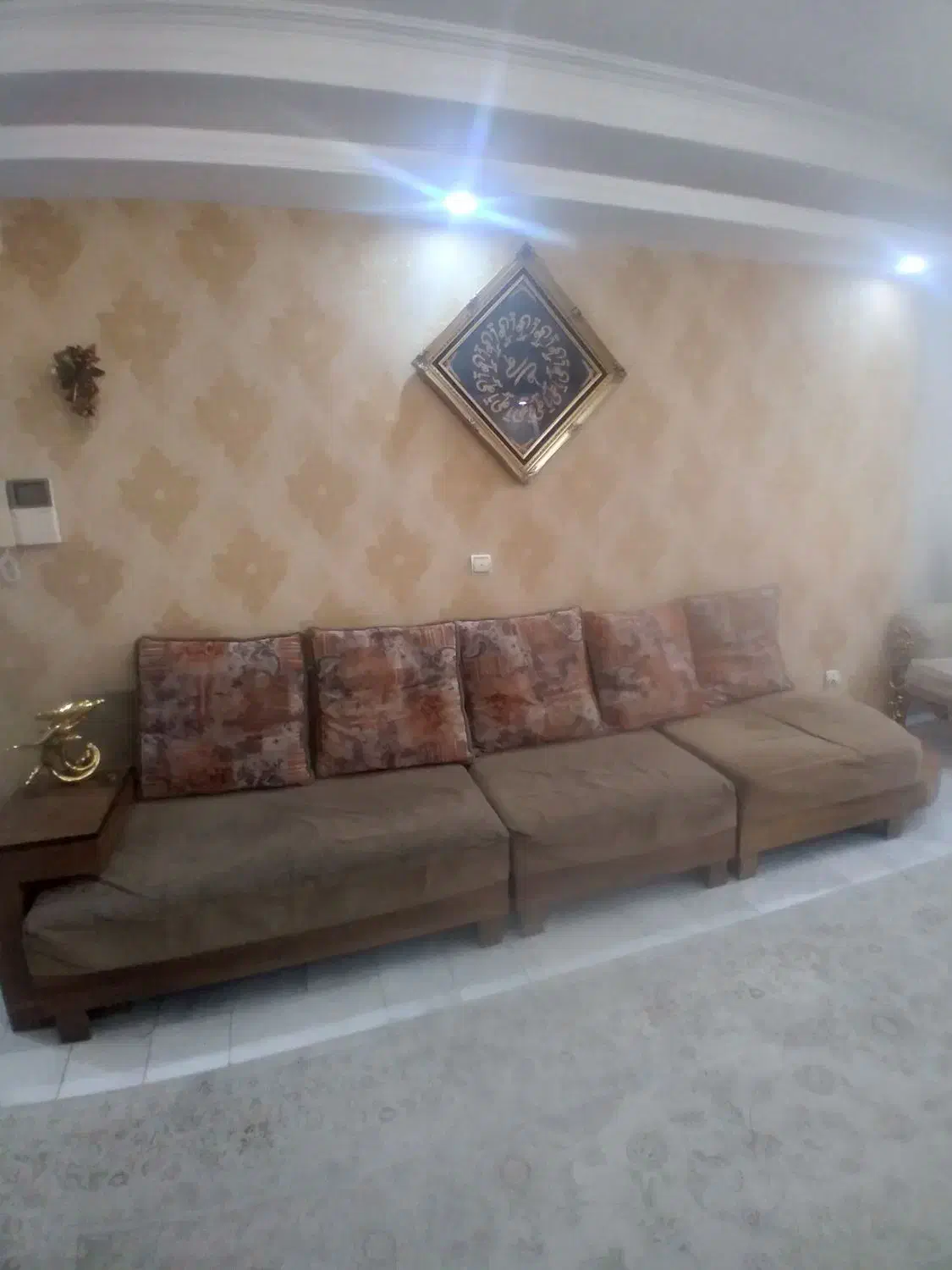 نیم ست مبل راحتی کمجا|مبلمان خانگی و میز عسلی|تهران, سازمان برنامه شمالی|دیوار