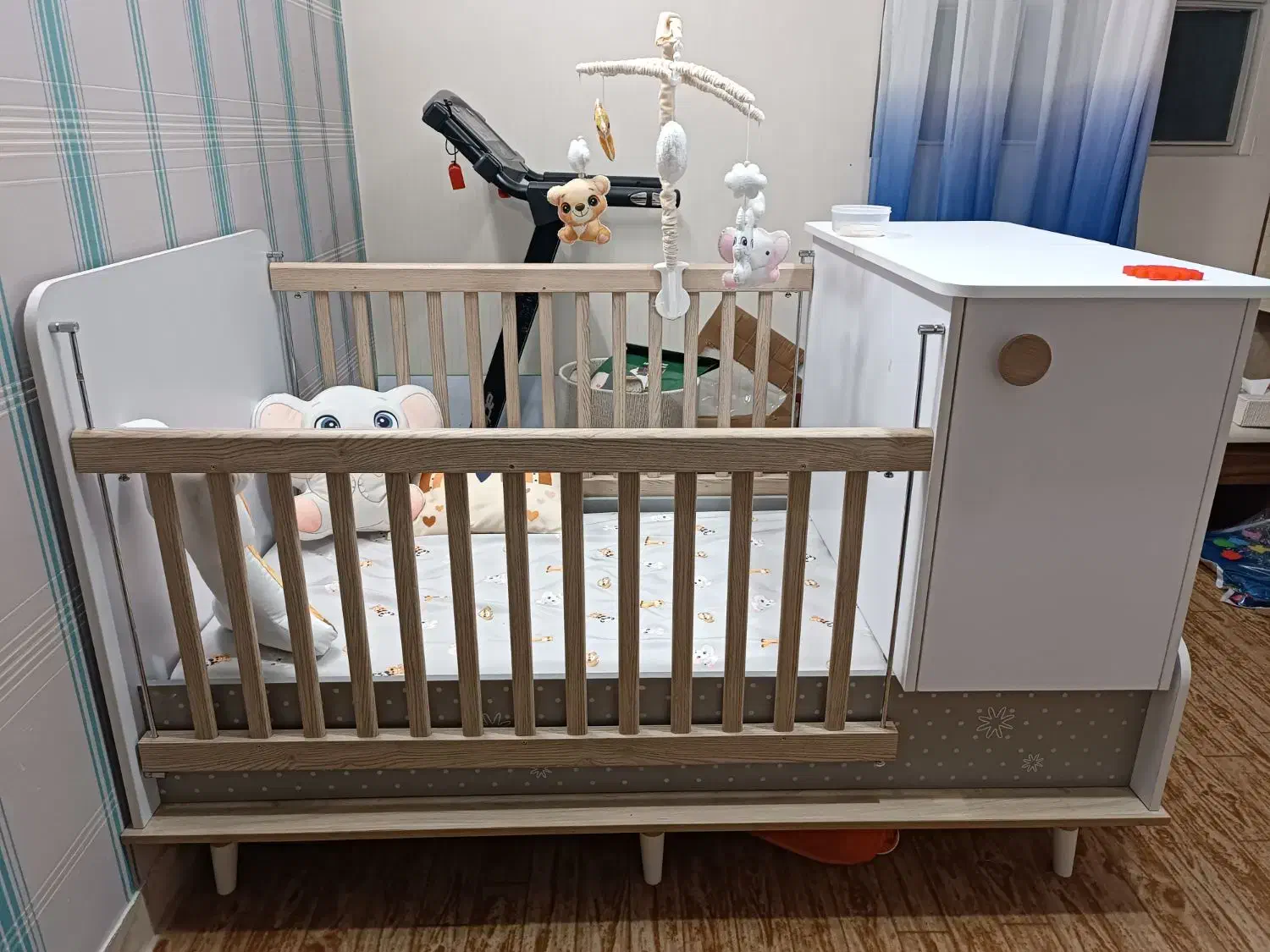 سرویس خواب کودک و نوجوان|تخت و صندلی بچه|سمنان, |دیوار