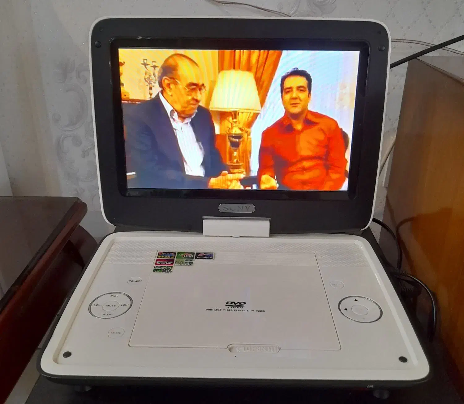 دی وی دی لبتابی سونی ۱۲ اینچ|پخشکننده DVD و ویدیو|نسیمشهر, |دیوار