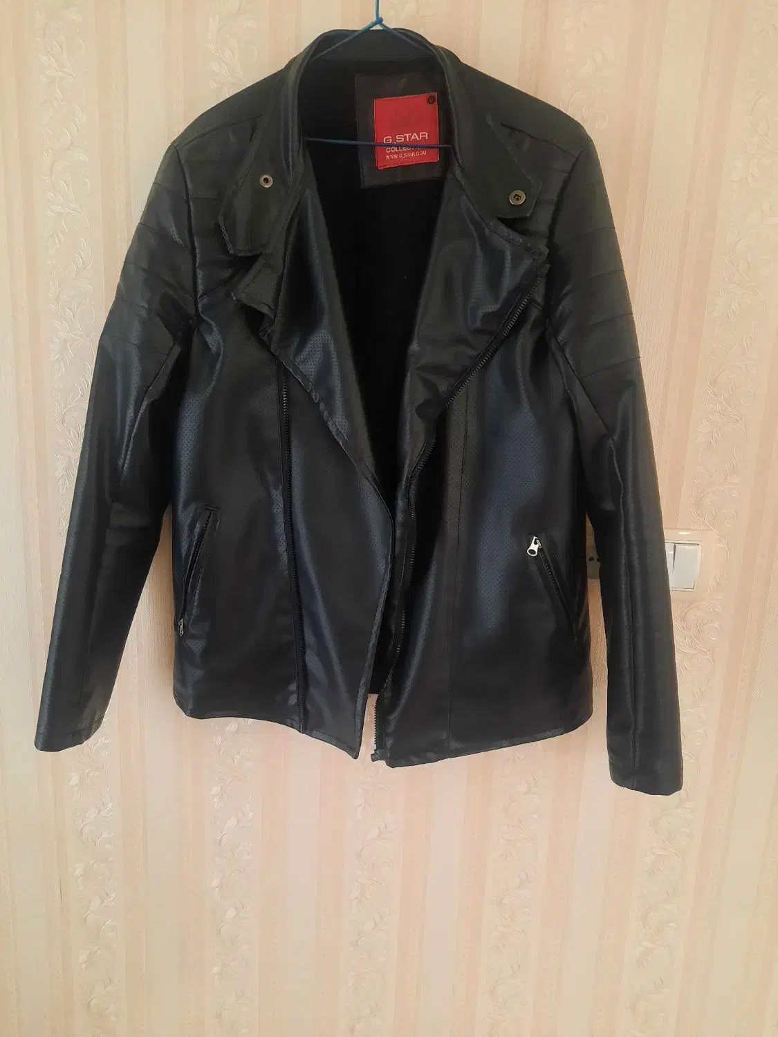 کابشن چرمی مردانه در حد نو ی میلیون تومن|لباس|بیجار, |دیوار