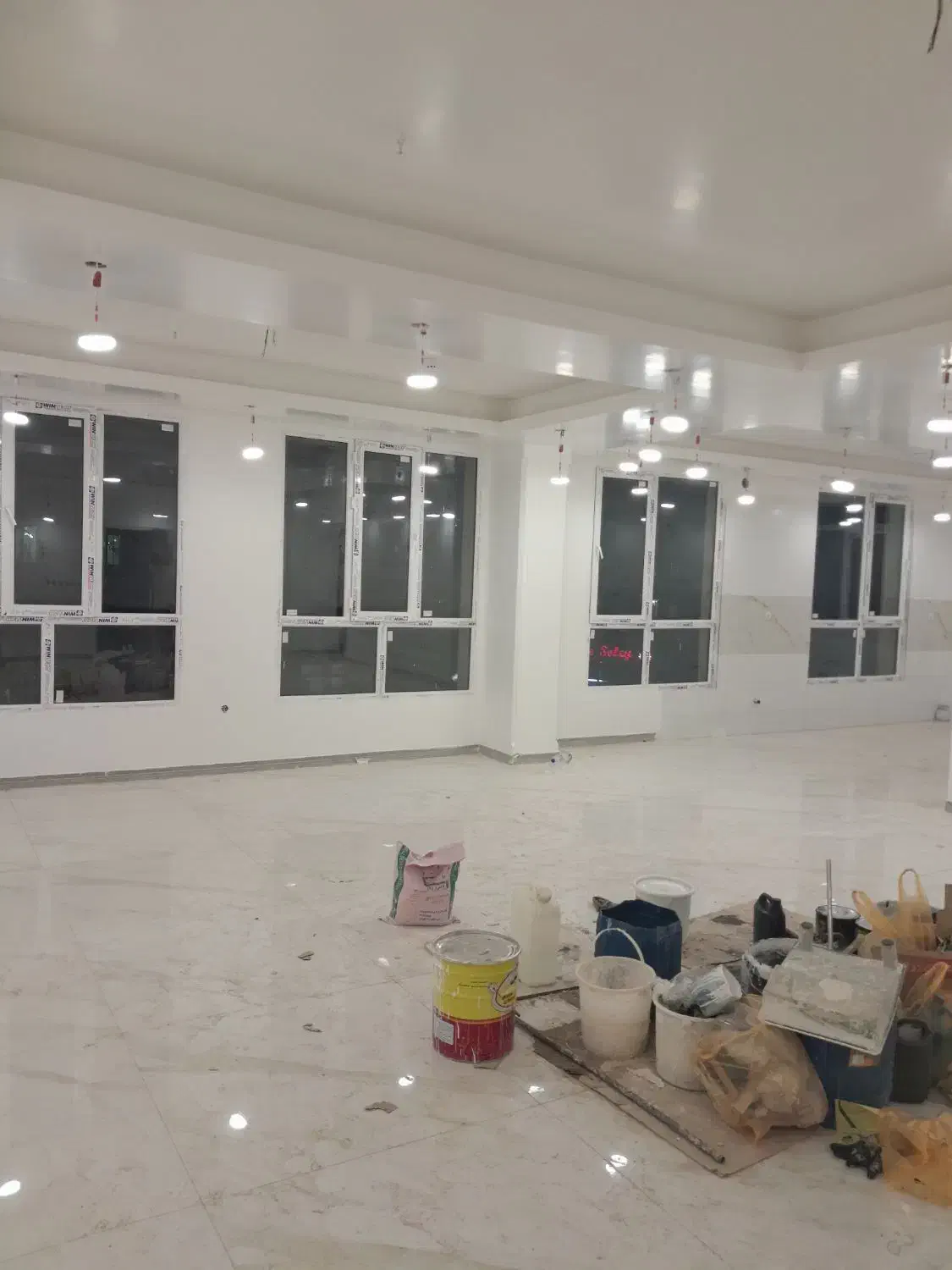 آپارتمان تکواحدی نوساز ۱۴۵ متری سه خواب|فروش آپارتمان|تهران, اسفندیاری|دیوار