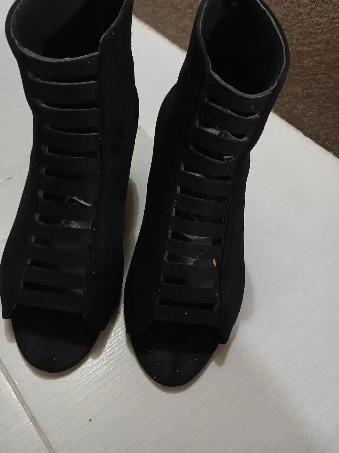 کفش همگی سایز ۳۸  مجلسی ۳۰۰هزاروصندل ۱۷۰ تومن|کیف، کفش، کمربند|اسلامآباد غرب, |دیوار