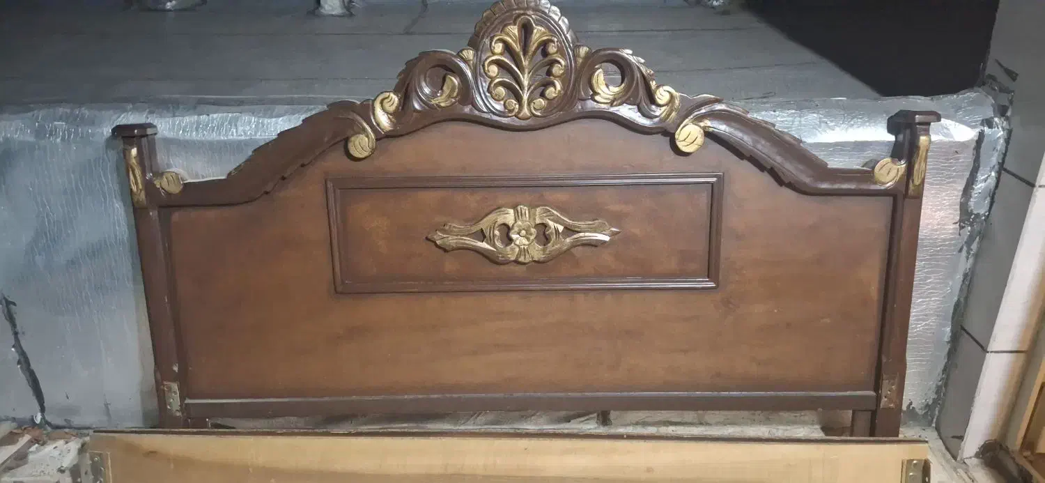 تخت 2 نفره کامل و خیلی سالم|تخت و سرویس خواب|خوی, |دیوار