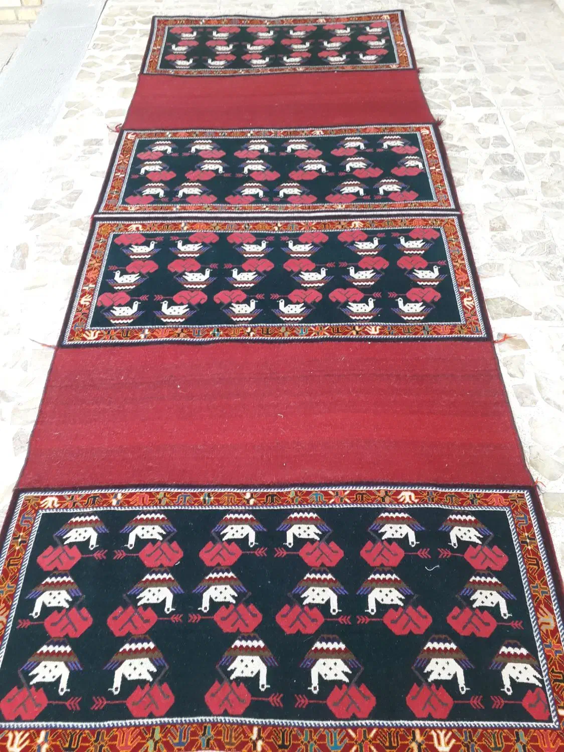 پشتی 60در60.   مفرش|فرش|شیراز, عادل آباد|دیوار