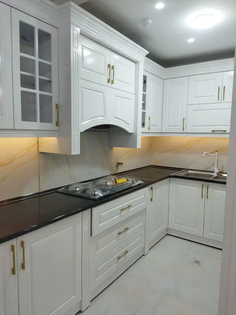 ۱۶۰متر/۳خواب نور/سندآماده/حاشیه بلوار/جنب پارک|فروش آپارتمان|مشهد, الهیه|دیوار