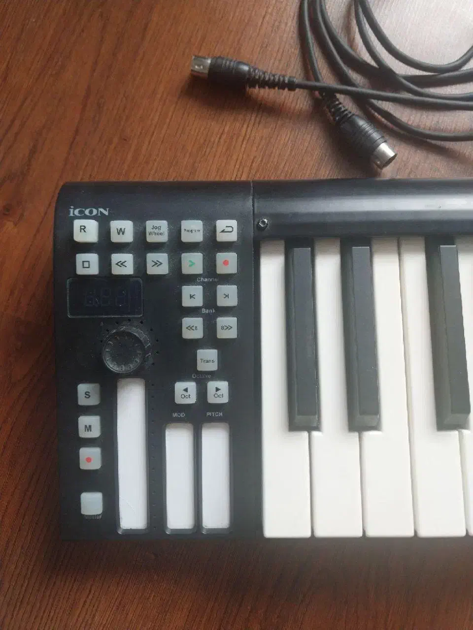 کیبورد میدی کنترلر Icon|پیانو، کیبورد، آکاردئون|شیراز, شهرک گلستان|دیوار