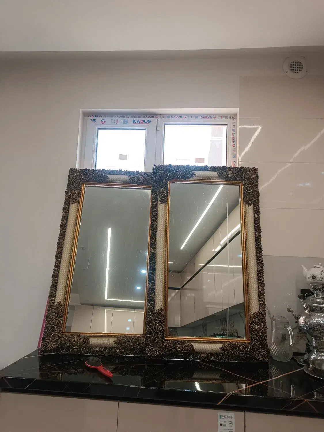 آینه قدی سالم و تمیز|آینه|قرچک, میرزائی جنوبی|دیوار