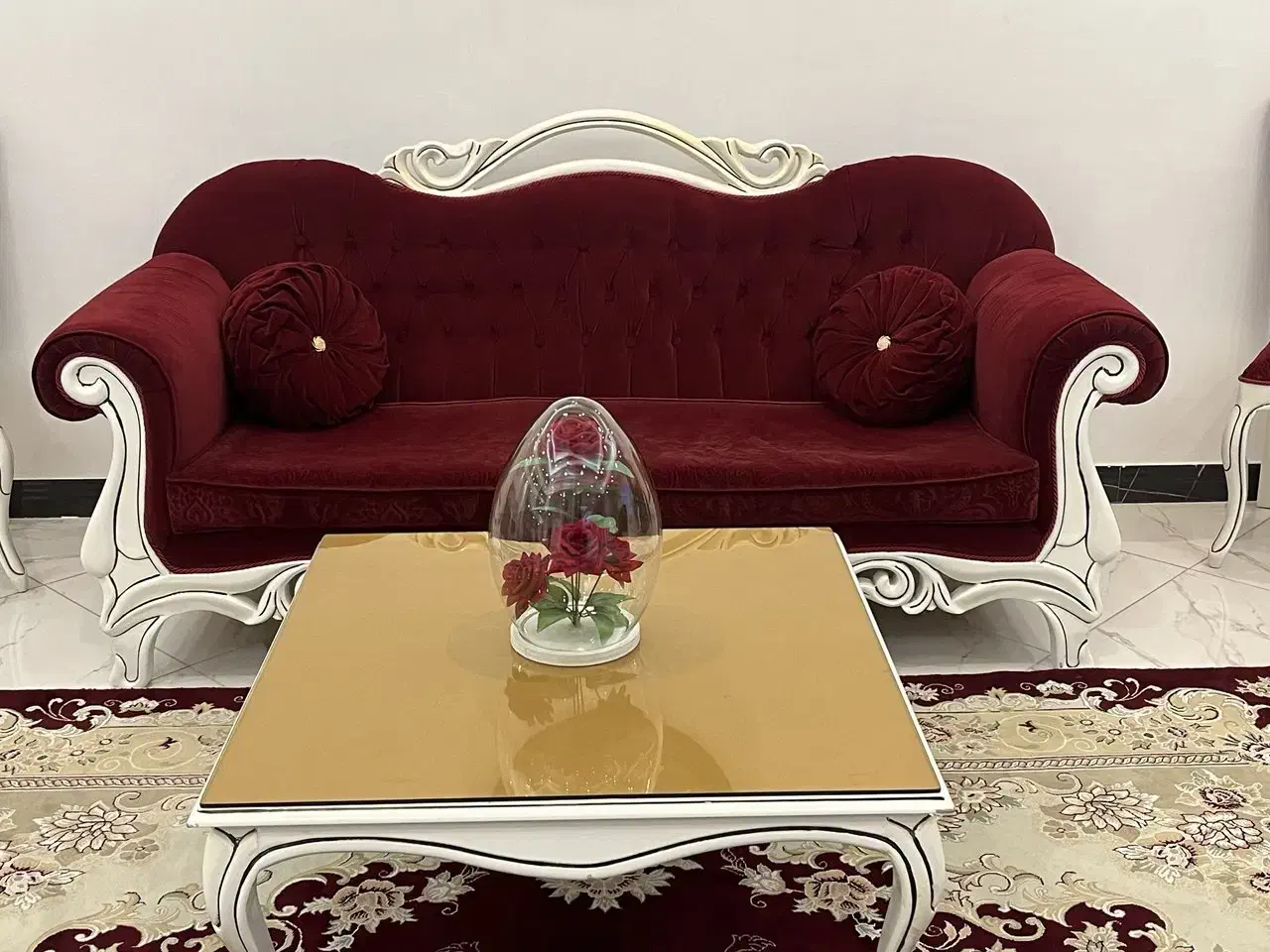 مبل ۷ نفره همراه با عسلی|مبلمان خانگی و میز عسلی|رباط‌کریم, رباط‌کریم|دیوار