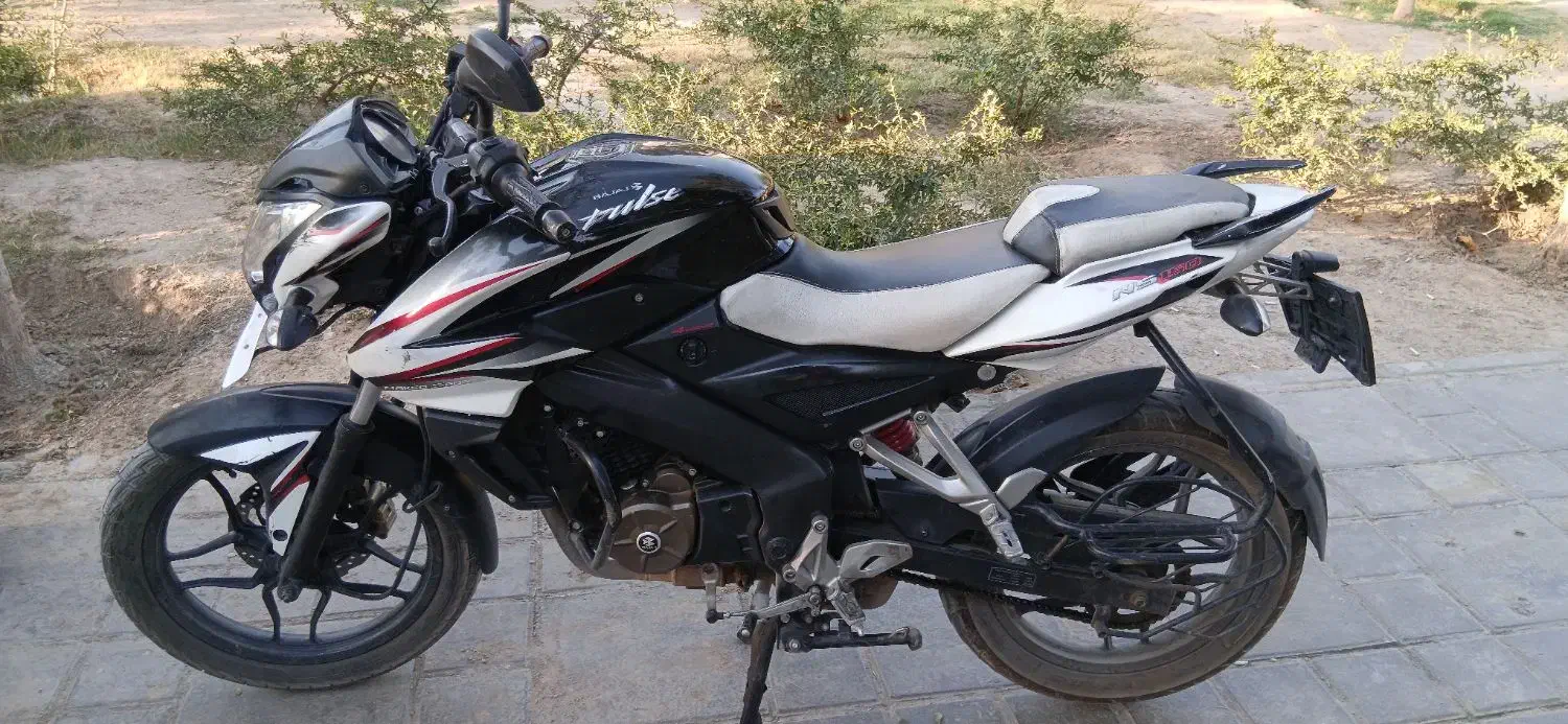 ns150|موتورسیکلت|ری, شهادت|دیوار