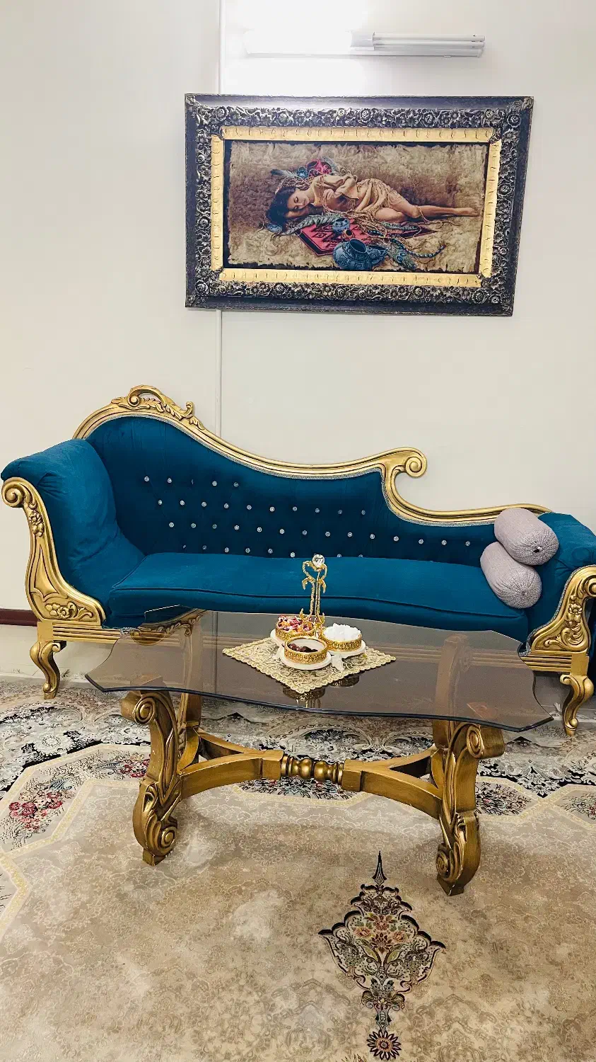 مبل نیمه سلطنتی|مبلمان خانگی و میز عسلی|تربت‌حیدریه, شهرک ولیعصر|دیوار