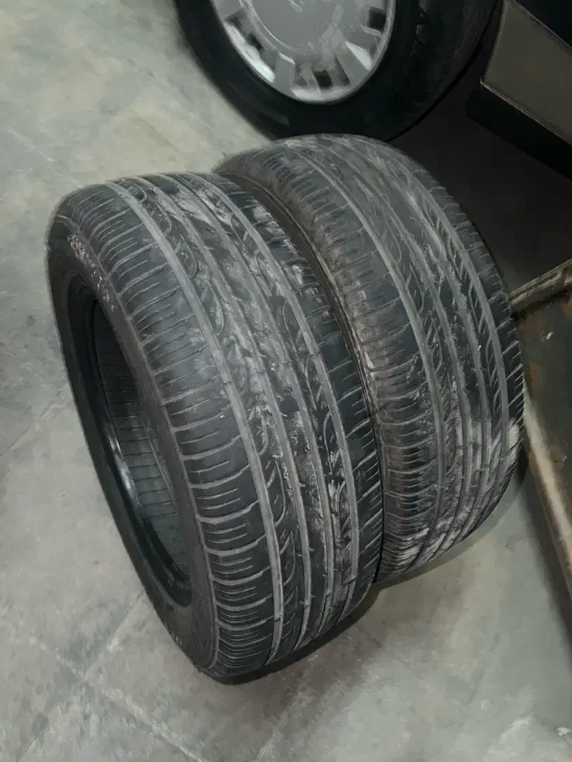 لاستیک ۱۸۵/۶۰/۱۴ گلدستون ونمد داشبورد وبادگیر شیشه|قطعات یدکی و لوازم جانبی|تهران, کیانشهر|دیوار