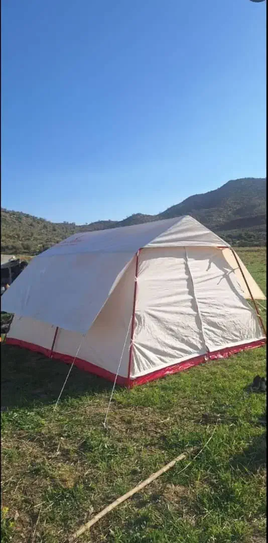 چادرجنس خوب وعال نوودست دوم درحدنو|کوهنوردی و کمپینگ|آغاجاری, |دیوار